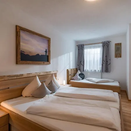 Eberharter Apartment *